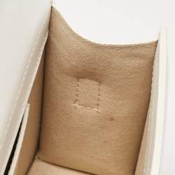 Pre Owned Jacquemus White Leather Le Grand Bambino Top Handle Bag