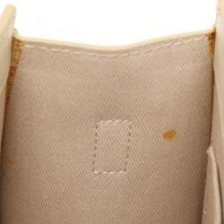Pre Owned Jacquemus Cream Leather Le Chiquito Moyen Top Handle Bag