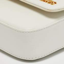 Pre Owned حقيبة كتف جاكيموس لو كارينو شعار جلد أبيض عاجي