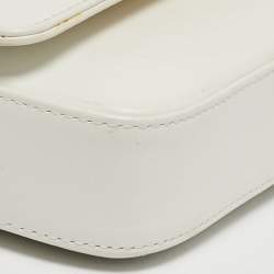 Pre Owned حقيبة كتف جاكيموس لو كارينو شعار جلد أبيض عاجي