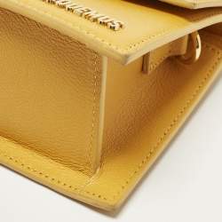 مملوكة مسبقًا Jacquemus Le Chiquito Moyen Yellow Leather Top Handle Bag