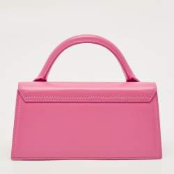 مملوكة مسبقًا حقيبة جاكيموس لُو شيكويتُو جلد أبيض طويلة بيد علوية