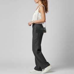 Pre Owned حقيبة جاكيموس لو تشيكيتو طويلة جلد أسود بمقبض علوي