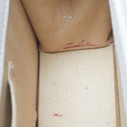 مملوكة مسبقًا حقيبة جاكيموس لُو شيكيتو طويل جلد أبيض بيد علوية