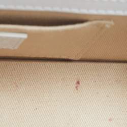 مملوكة مسبقًا حقيبة جاكيموس لُو شيكيتو طويل جلد أبيض بيد علوية