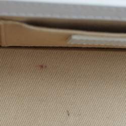 مملوكة مسبقًا حقيبة جاكيموس لُو شيكيتو طويل جلد أبيض بيد علوية