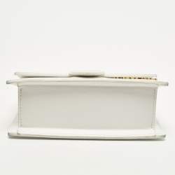مملوكة مسبقًا Jacquemus Le Bambino Mini White Leather Top Handle Bag