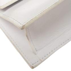 مملوكة مسبقًا Jacquemus White Leather Le Piccolo Shoulder Bag