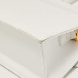 مملوكة مسبقًا Jacquemus White Leather Le Chiquito Top Handle Bag