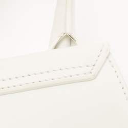 مملوكة مسبقًا Jacquemus White Leather Mini Le Chiquito Bag