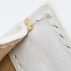 Pre Owned Jacquemus White Leather Le Grand Chiquito Top Handle Bag