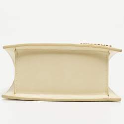 Pre Owned Jacquemus Cream Leather Le Chiquito Moyen Top Handle Bag