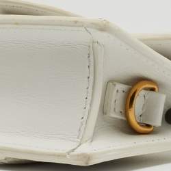 مملوكة مسبقًا Jacquemus White Leather Mini Le Petit Bambino Crossbody Bag