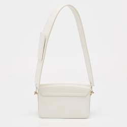مملوكة مسبقًا Jacquemus White Leather Le Carinu Logo Shoulder Bag