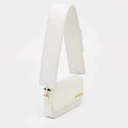 مملوكة مسبقًا Jacquemus White Leather Le Carinu Logo Shoulder Bag