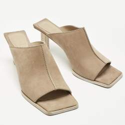 Pre Owned Jacquemus Beige Suede Open Toe Mules Size 40