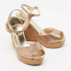 مملوكة مسبقًا Jimmy Choo Metallic Laminated Suede Perla Cork Wedge Sandals Size 38.5