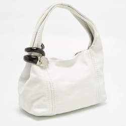 مملوكة مسبقًا حقيبة هوبو جلد بيضاء جيمي تشو سابا