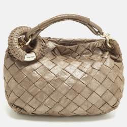 مملوكة مسبقًا Jimmy Choo Sky Beige Shimmering Woven Suede Hobo