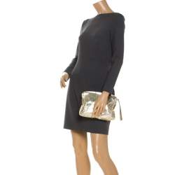 مملوكة مسبقًا حقيبة معصم جيمي تشو جلد ذهبية ميتالك