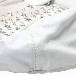 مملوكة مسبقًا Jimmy Choo White Leather Small Star Studded Solar Hobo