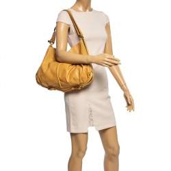 Pre Owned حقيبة هوبو جيمي تشو ايسي إطار جلد بني فاتح