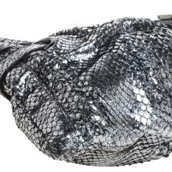 مملوكة مسبقًا Jimmy Choo Silver Python Effect Patent Leather Riki Chain Shoulder Bag