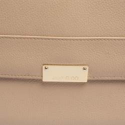 مملوكة مسبقًا حقيبة كلتش جيمي تشو ريس جلد وردى فاتح