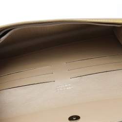 Pre Owned حقيبة كلتش جيمي تشو ريان جلد بيج لامع بسلسلة 