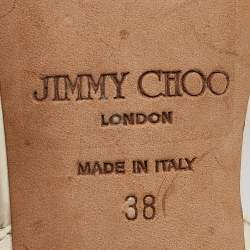 Pre Owned صندل جيمي تشو بكعب لامع مصنوعة من الجلد لكاحل لون كريمي مقاس 38