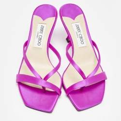 Jimmy Choo Pink Satin Maelie Thong Sandals Size 39.5