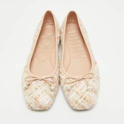 Pre Owned Jimmy Choo Beige Tweed and Patent Leather Bow Elme Ballet Flats Size 40