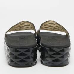 Pre Owned Jimmy Choo Grey Rubber Diamond Flat Sandals Size 38