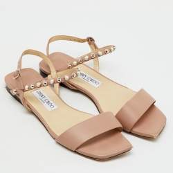 Pre Owned صندل فلات بجيمس من الجلد البيج بحزام للكاحل من جيمي تشو مقاس 40