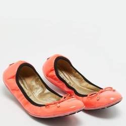 Pre Owned حذاء باليرينا جيمي تشو سكرنش جلد لامع زهري نيون مقاس 37