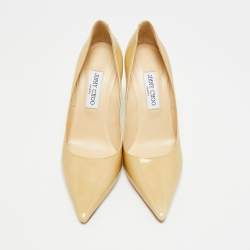 مملوكة مسبقًا Jimmy Choo Abel Size 40 Beige Patent Leather Pumps