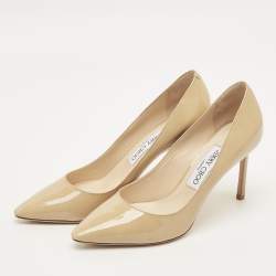مملوكة مسبقًا Jimmy Choo Love Size 38 Beige Patent Leather Pumps