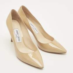 مملوكة مسبقًا Jimmy Choo Love Size 38 Beige Patent Leather Pumps
