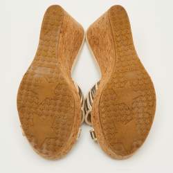 مملوكة مسبقًا Jimmy Choo Pandora Size 35.5 Off White Mesh and Leather Cork Wedge Sandals