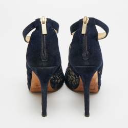 مملوكة مسبقًا صندل جيمي تشو مقدمة مفتوحة سيور متعاكسة فنتدج سويدي ودانتيل سوداء مقاس 41