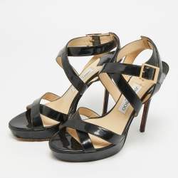 مملوكة مسبقًا Jimmy Choo Louise Size 39 Black Patent Leather Ankle Strap Sandals