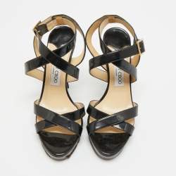 مملوكة مسبقًا Jimmy Choo Louise Size 39 Black Patent Leather Ankle Strap Sandals