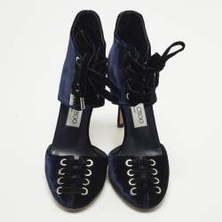 مملوكة مسبقًا Jimmy Choo Mari Size 37 Navy Blue Velvet Cut-Out Ankle Length Boots