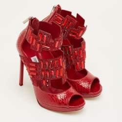 مملوكة مسبقًا حذاء بوت للكاحل جيمي تشو جينغ جلد أفعى أحمر مزين بالكريستال مقاس 38.5