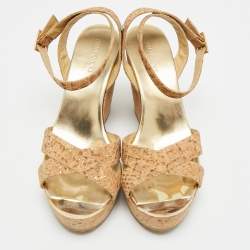 مملوكة مسبقًا صندل جي�مي تشو كعب بسير لل كاحل ببردي بيج فلين مقاس 39.5