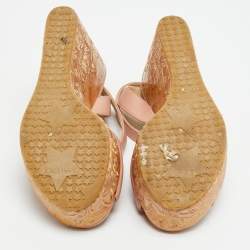 مملوكة مسبقًا صندل جيمي تشو باتارا جلد وردي مطرز إسفين فلين مقاس 39