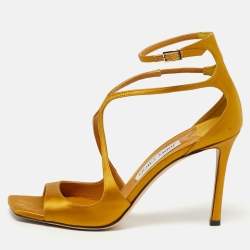 مملوكة مسبقًا Jimmy Choo Size 39 Gold Patent Leather Ankle Strap Sandals             