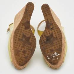 Pre Owned صندل جيمي تشو بريز كورك بمقاس 39 جلد مصبوغ أصفر بكعب وتد مفتوح من الخلف للارتداء