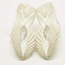 Pre Owned حذاء رياضي جيمي تشو كوزموس منخفض من أعلى جلد أبيض ونيوبرين مقاس 37