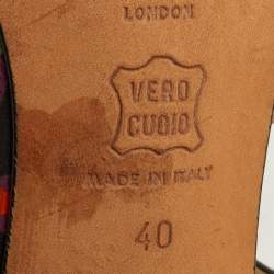 مملوكة مسبقًا صندل بكاحل من قماش مطبوع متعدد الألوان جيمي تشو مقاس 40